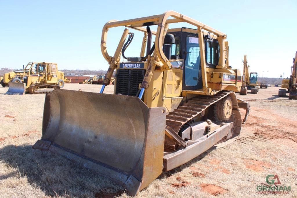 Image of Caterpillar D6RXL Primary image