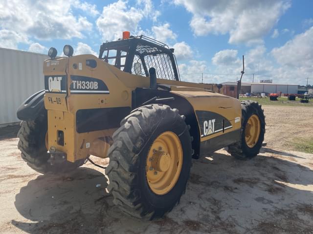 Image of Caterpillar TH330B equipment image 4