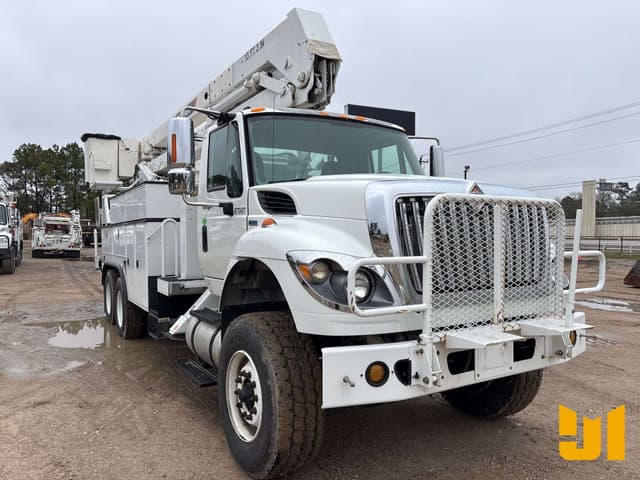 Image of International Workstar 7500 equipment image 2