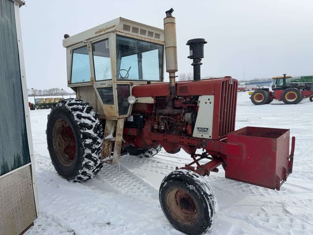 Image of International Harvester 806 equipment image 3