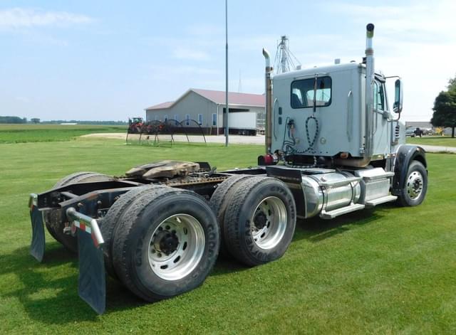 Image of Freightliner Coronado equipment image 3