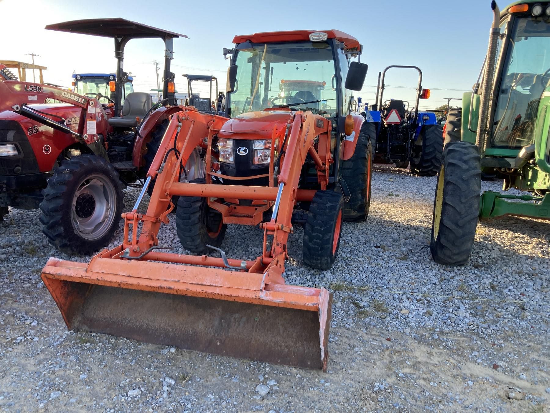 SOLD - Kubota L4060 Tractors 40 To 99 HP | Tractor Zoom