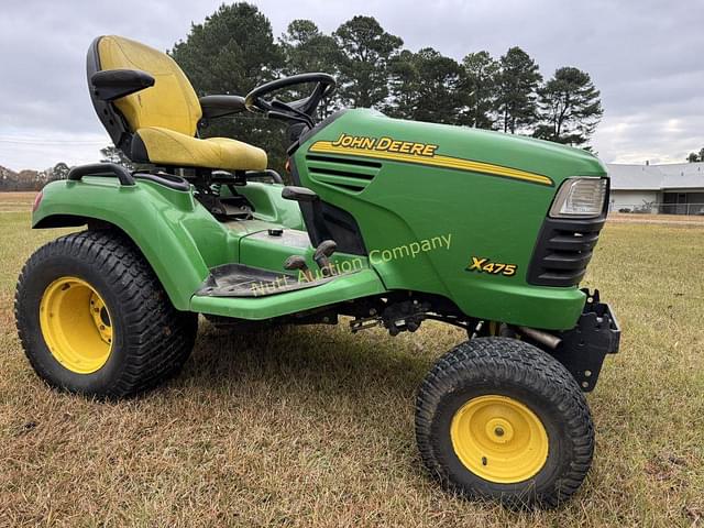 Image of John Deere X475 equipment image 1