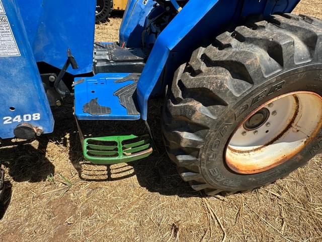 Image of New Holland TC30 equipment image 2