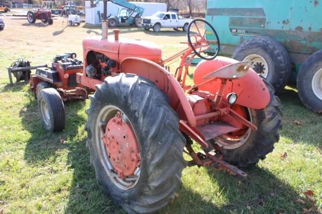 Image of Allis Chalmers WD45 equipment image 3