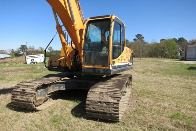 Image of Hyundai HX220LC equipment image 4