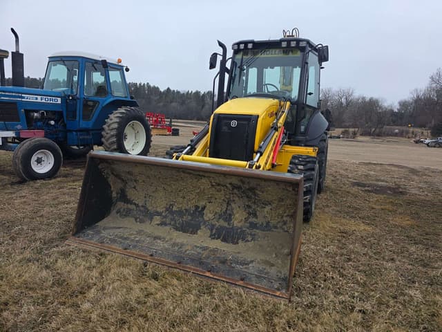 Image of New Holland B95D equipment image 3