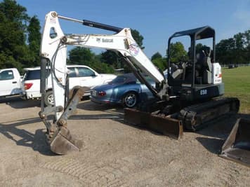 Main image Bobcat E50