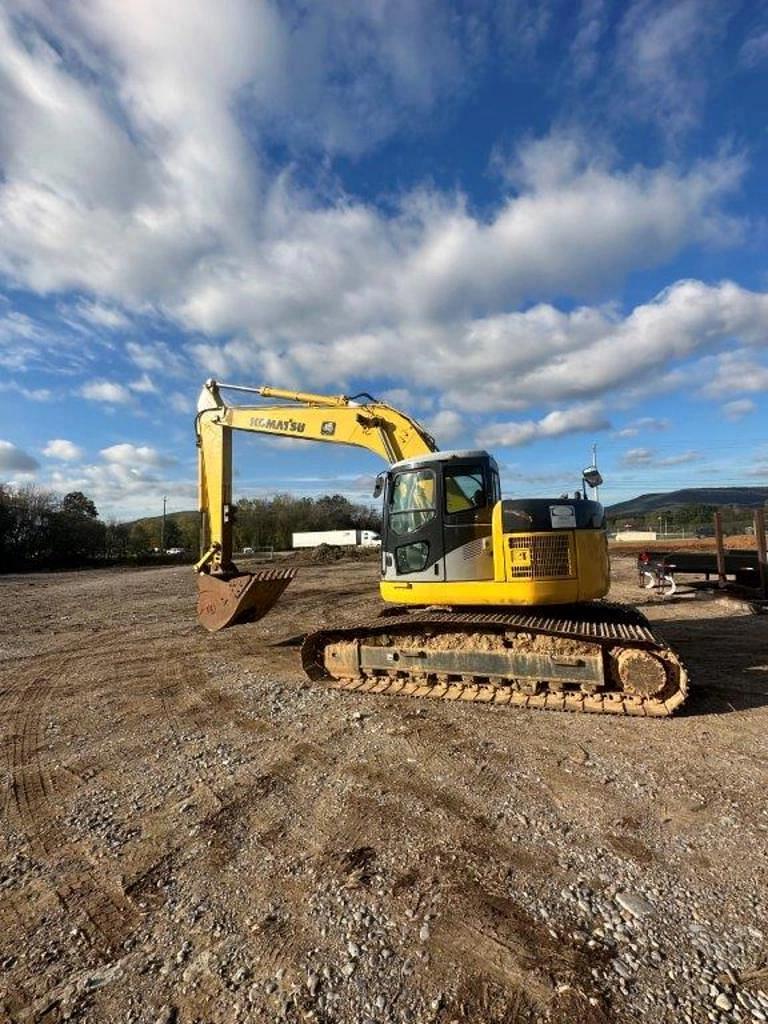 Image of Komatsu PC228US LC Primary image