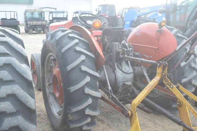 Image of Massey Ferguson 245 equipment image 1