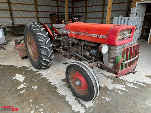 Image of Massey Ferguson 135 equipment image 3