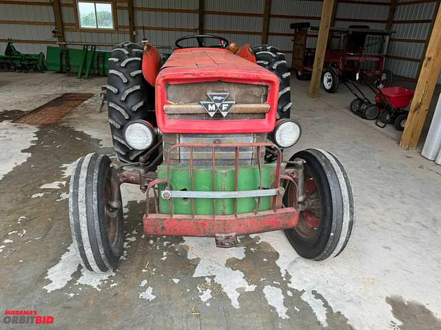 Image of Massey Ferguson 135 equipment image 4