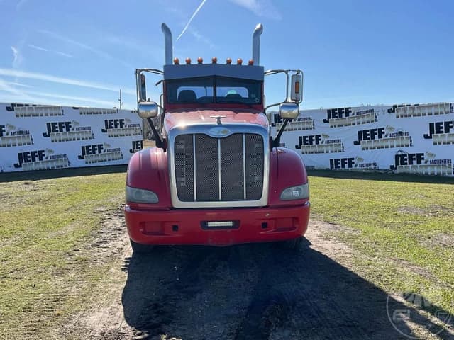 Image of Peterbilt 386 equipment image 1