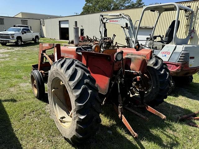 Image of International Harvester 464 equipment image 3