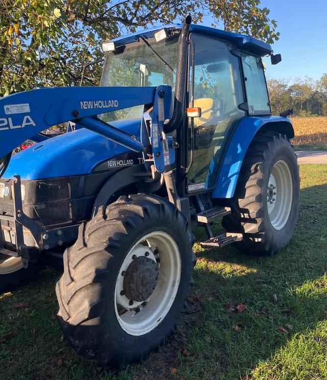 Image of New Holland TL80 equipment image 1