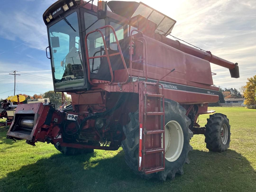 Image of Case IH 1688 Primary image