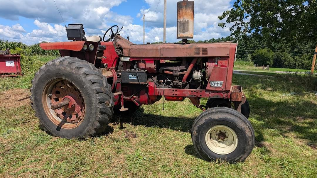 Image of International Harvester 756 Primary image