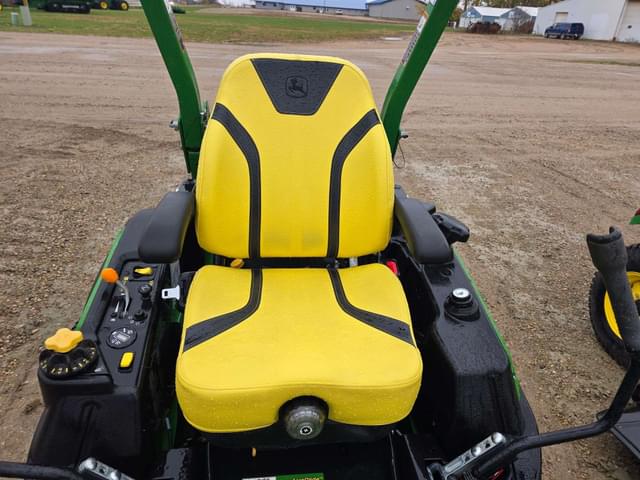 Image of John Deere Z930R equipment image 4