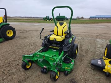 Main image John Deere Z930R
