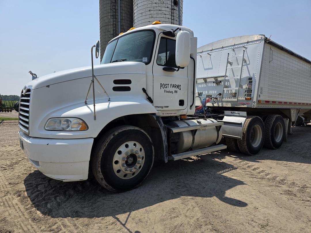 Image of Mack 600 Primary image