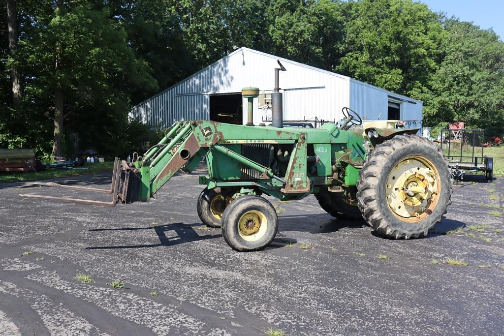 Image of John Deere 4020 Primary image