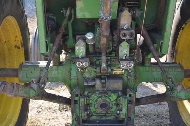 Image of John Deere 4430 equipment image 2