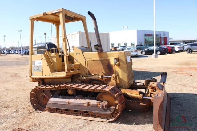 Image of Caterpillar D3B equipment image 1