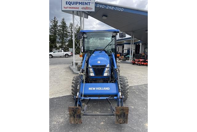 Image of New Holland Boomer 54D equipment image 2