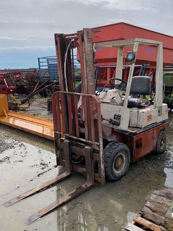 Main image Nissan 30