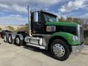 2015 Freightliner Coronado Image