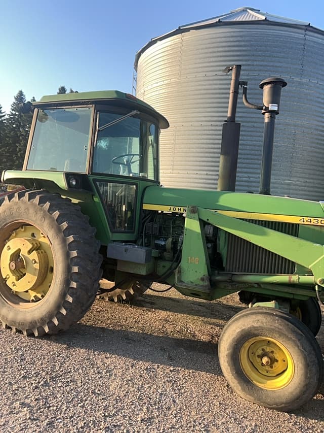 Image of John Deere 4430 equipment image 4