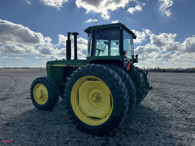 Image of John Deere 4455 equipment image 2