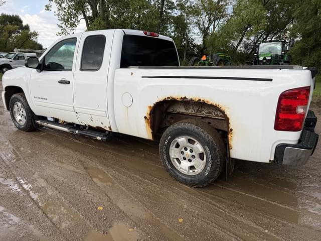 Image of Chevrolet 1500 equipment image 2
