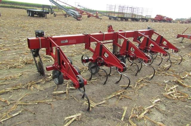 Image of Case IH 183 equipment image 2