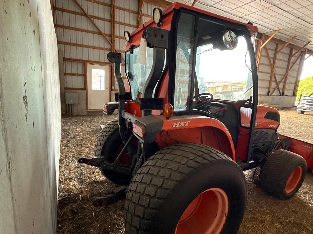 Image of Kubota L3940 Image 1