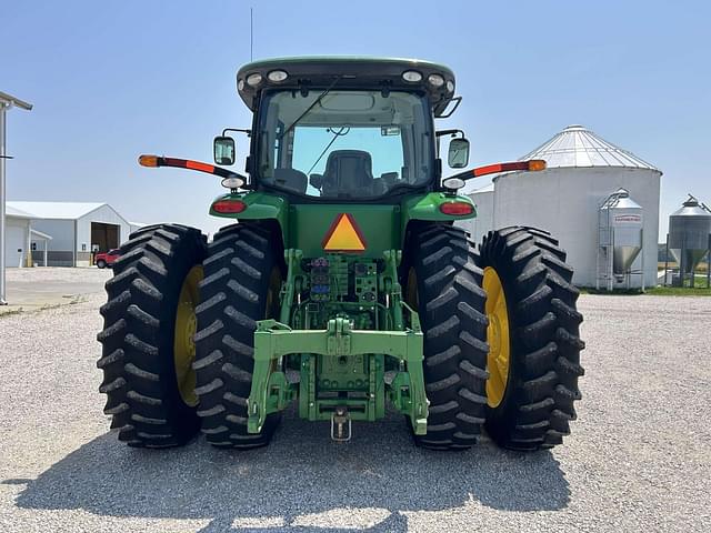 Image of John Deere 7230R equipment image 4