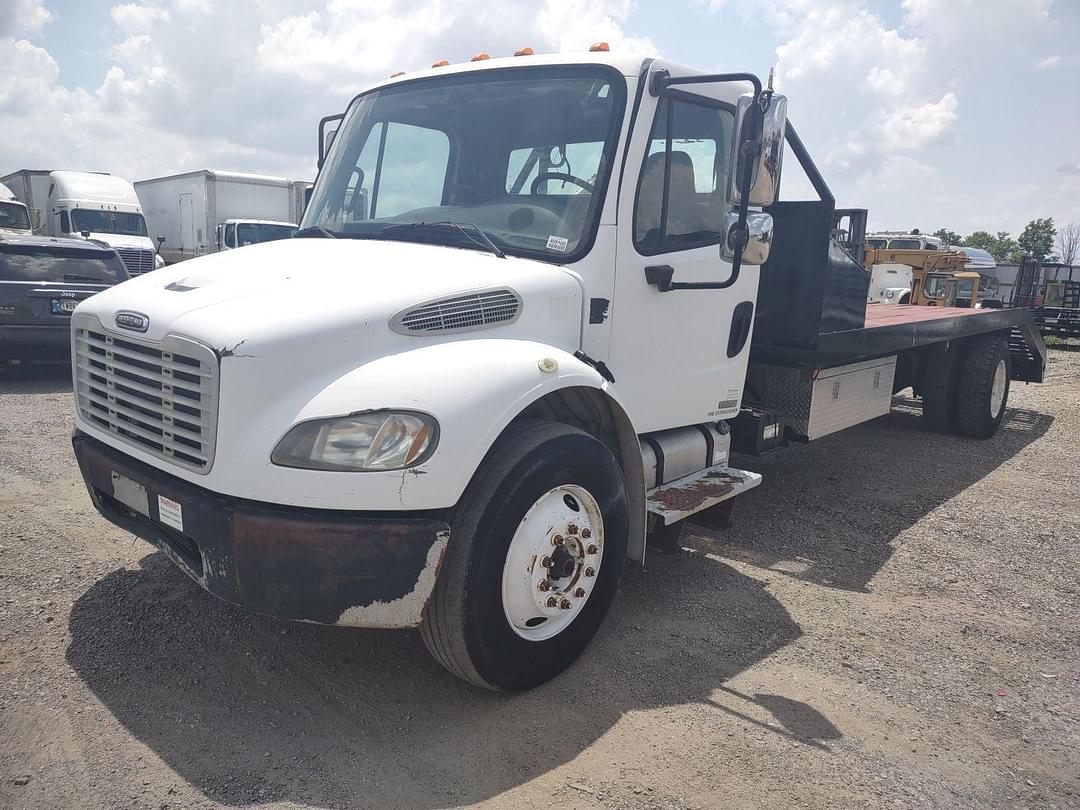 Image of Freightliner M2 Primary image