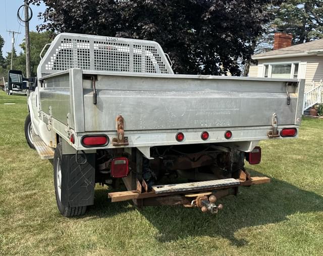 Image of Ford F-250 equipment image 2