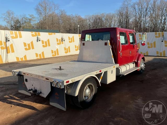 Image of International 4500 equipment image 4