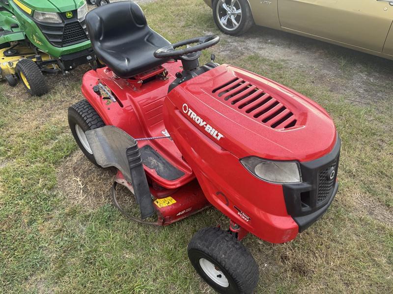 Image of Troy Bilt Pony Image 1
