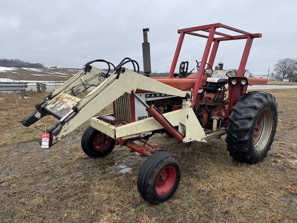 Image of Farmall 706 Primary image