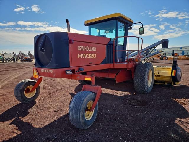 Image of New Holland HW320 equipment image 4