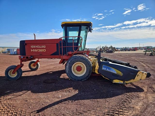 Image of New Holland HW320 equipment image 3