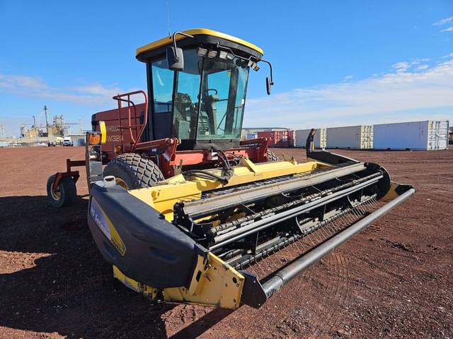 Image of New Holland HW320 equipment image 2