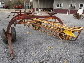 Main image New Holland 56