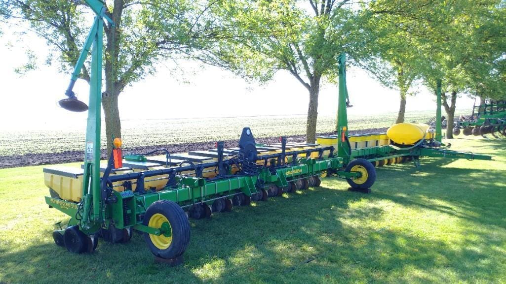 Main image John Deere 1730