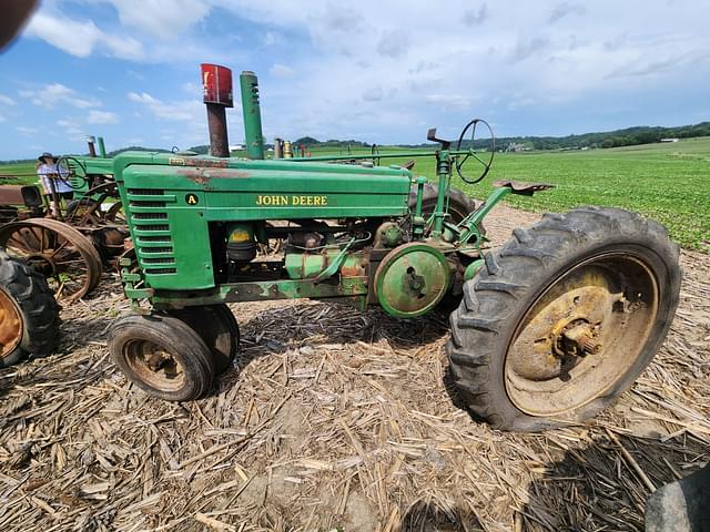 Image of John Deere A equipment image 2