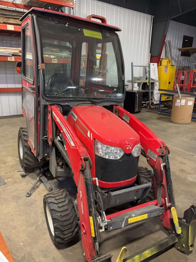 Image of Massey Ferguson GC1723E equipment image 3