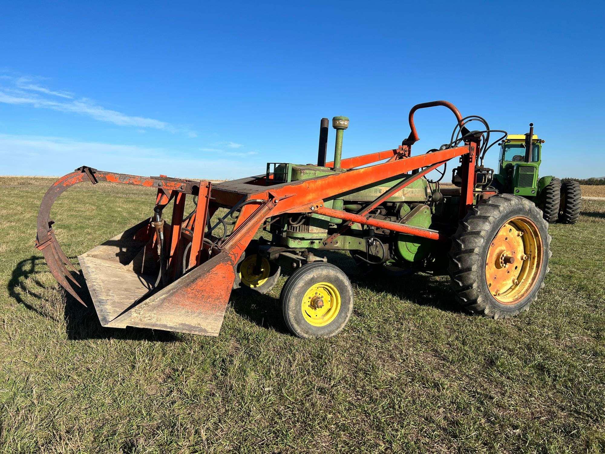 Main image John Deere 720
