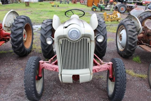 Image of Ford Jubilee equipment image 1